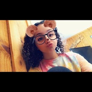 Meet your Posher, Jasmine